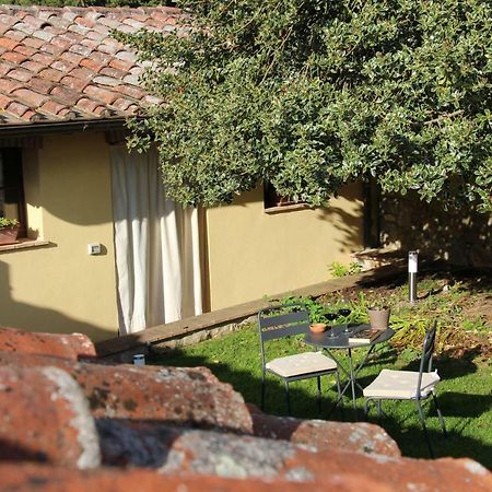 Hotel Da Leo Montefollonico Exterior foto